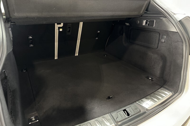 Used Jaguar F-Pace 2022 for sale - 77844770: Photo 45