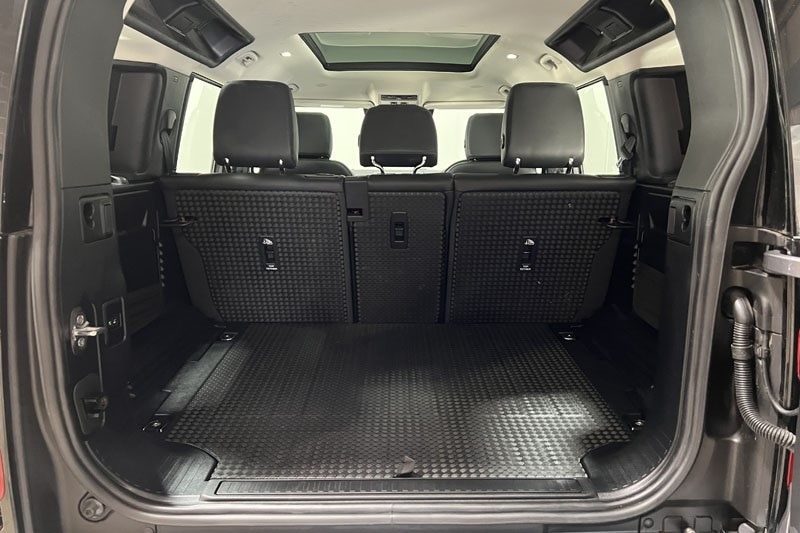 Used Land Rover Defender 2022 for sale - 77834044: Photo 10