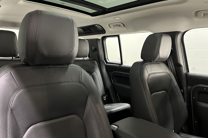 Used Land Rover Defender 2022 for sale - 77834044: Photo 27