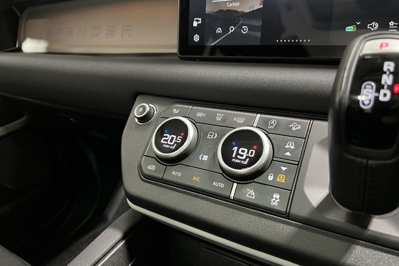 Used Land Rover Defender 2022 for sale - 77834044: Photo 31