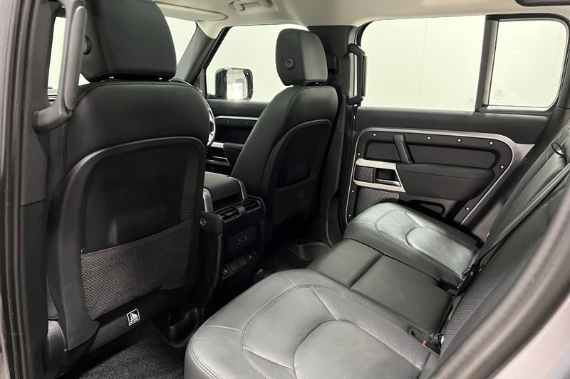 Used Land Rover Defender 2022 for sale - 77834044: Photo 40