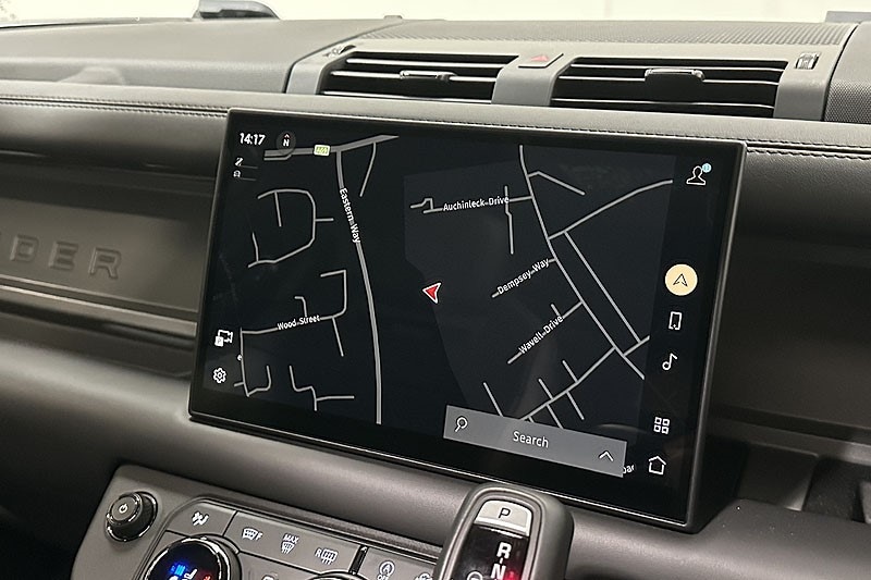 Used Land Rover Defender 2025 for sale - 76982444: Photo 11