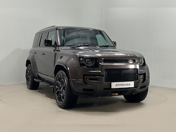 Used Land Rover Defender 2025 for sale - 76982444: Photo