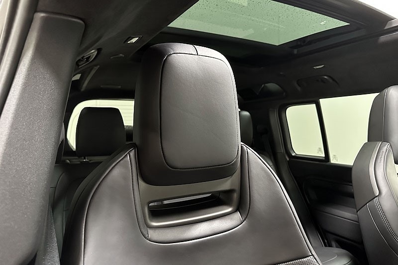 Used Land Rover Defender 2025 for sale - 76982444: Photo 26