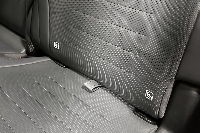 Used Land Rover Defender 2025 for sale - 76982444: Photo 51