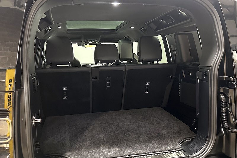 Used Land Rover Defender 2025 for sale - 76982444: Photo 53