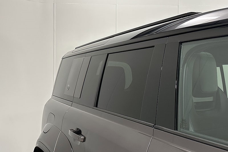 Used Land Rover Defender 2025 for sale - 76982444: Photo 59