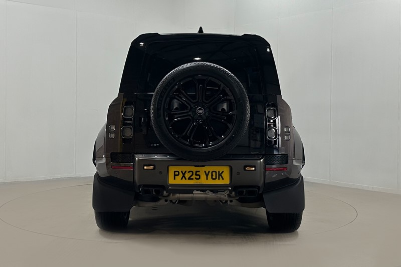 Used Land Rover Defender 2025 for sale - 76982444: Photo 6