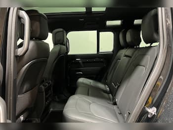 Used Land Rover Defender 2025 for sale - 79868691: Photo