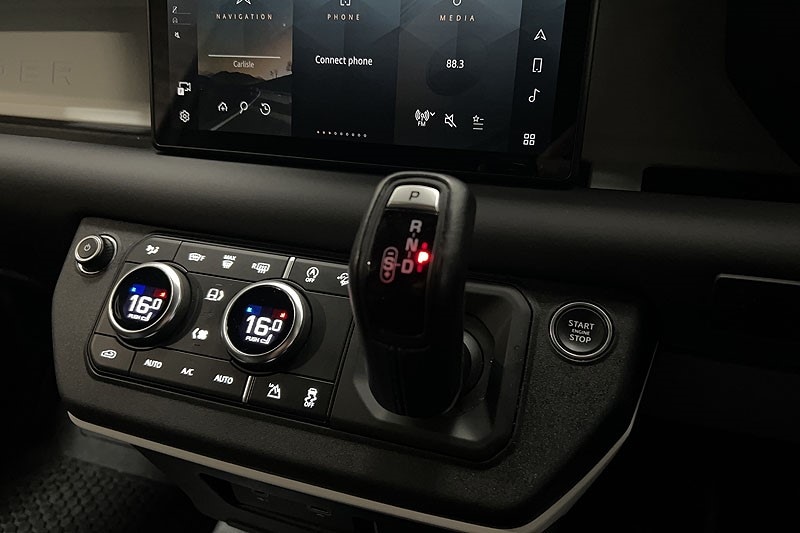 Used Land Rover Defender 2024 for sale - 78179972: Photo 13