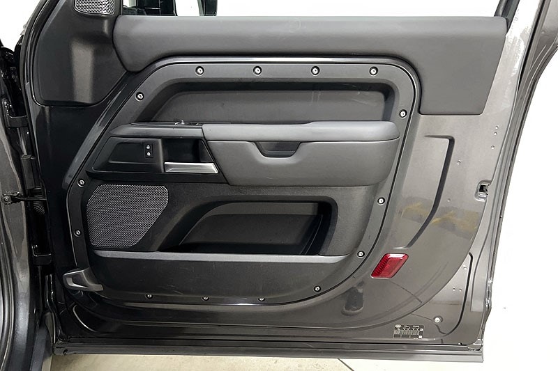 Used Land Rover Defender 2024 for sale - 78179972: Photo 22