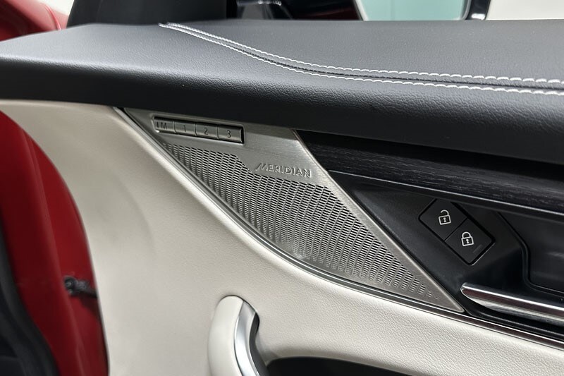 Used Jaguar F-Pace 2024 for sale - 76982339: Photo 24