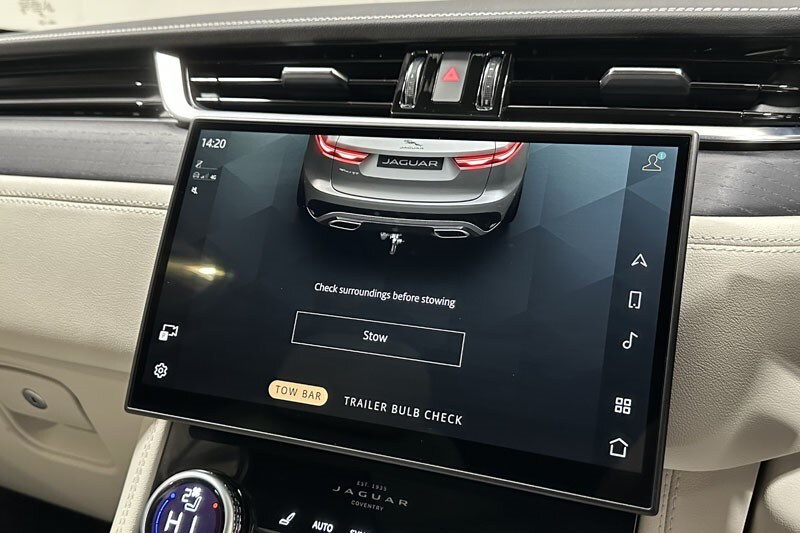 Used Jaguar F-Pace 2024 for sale - 76982339: Photo 35