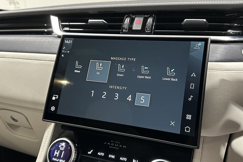 Used Jaguar F-Pace 2024 for sale - 76982339: Photo 38