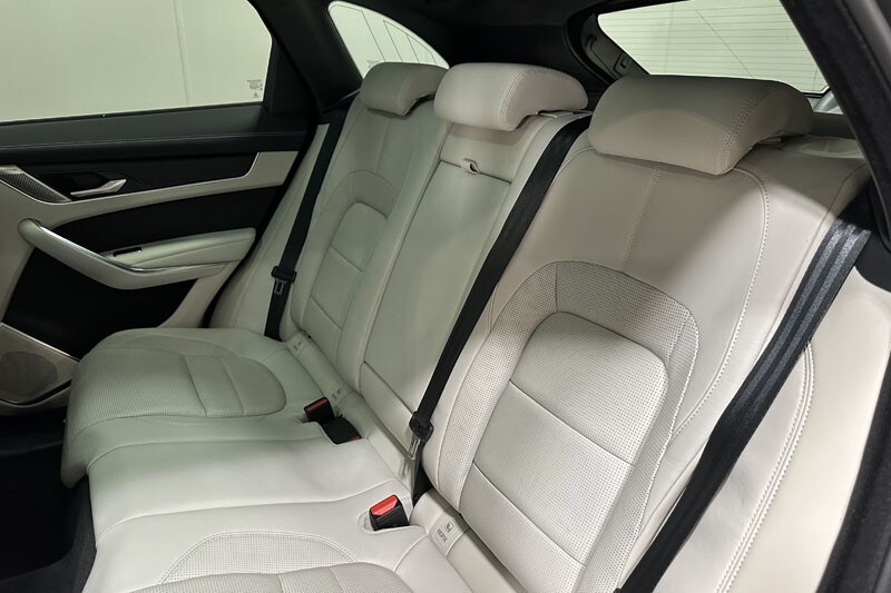 Used Jaguar F-Pace 2024 for sale - 76982339: Photo 44