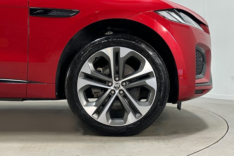 Used Jaguar F-Pace 2024 for sale - 76982339: Photo 8