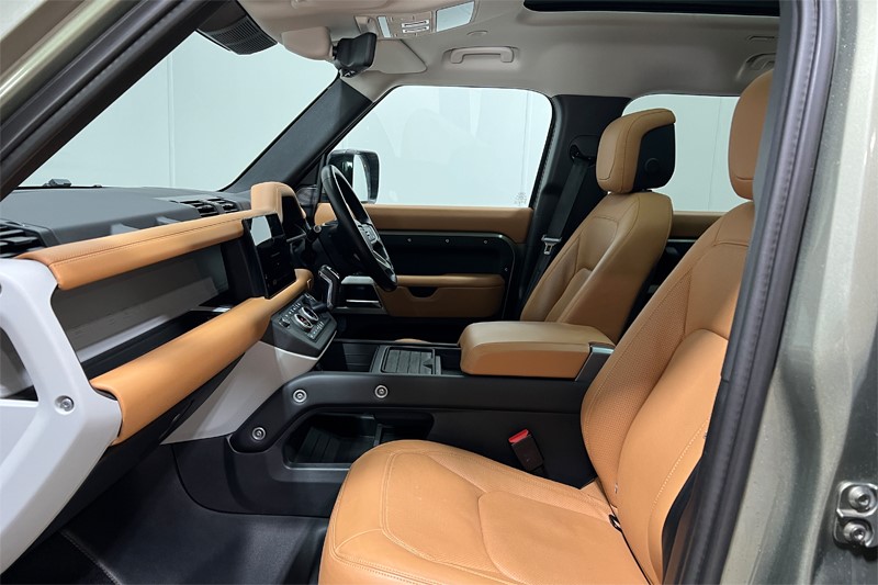 Used Land Rover Defender 2024 for sale - 77504494: Photo 3