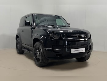 Used Land Rover Defender 2025 for sale - 78067123: Photo