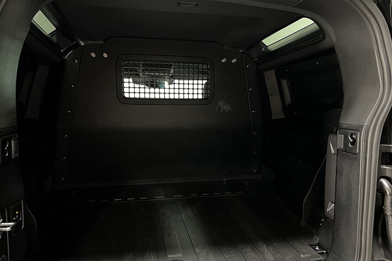 Used Land Rover Defender 2025 for sale - 78067123: Photo 21