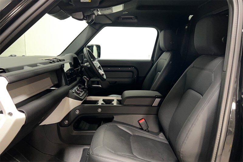Used Land Rover Defender 2025 for sale - 78067123: Photo 3