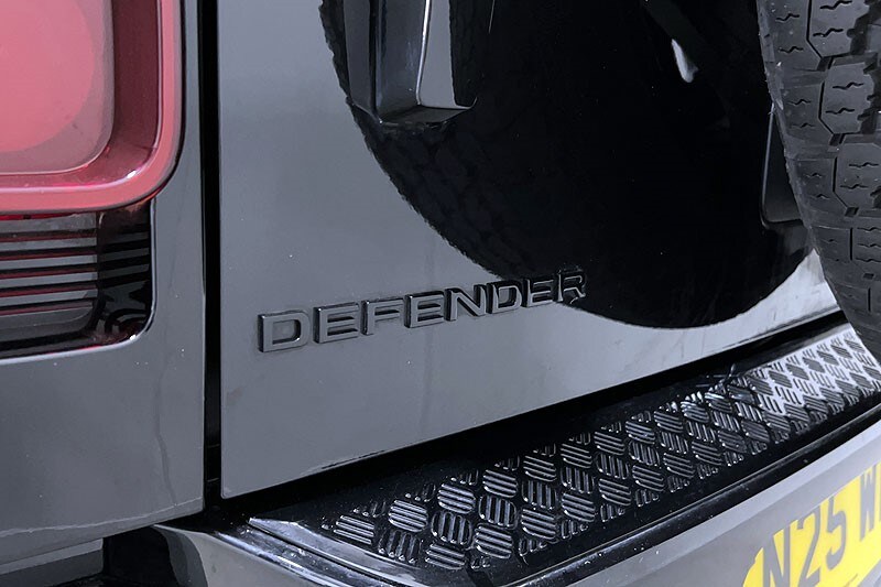 Used Land Rover Defender 2025 for sale - 78067123: Photo 44