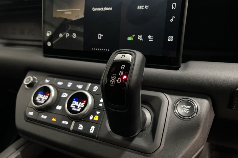 Used Land Rover Defender 2025 for sale - 77270938: Photo 13