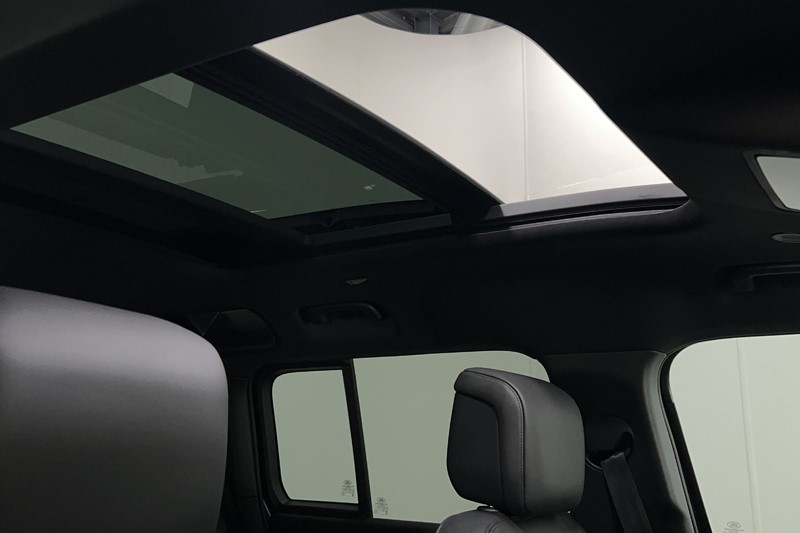 Used Land Rover Defender 2025 for sale - 77270938: Photo 27