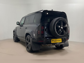 Used Land Rover Defender 2025 for sale - 77270938: Photo