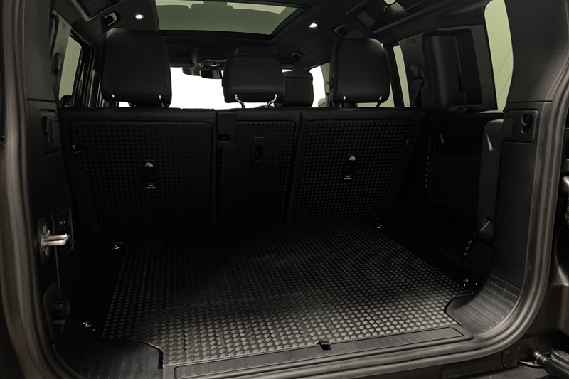 Used Land Rover Defender 2025 for sale - 77270938: Photo 46