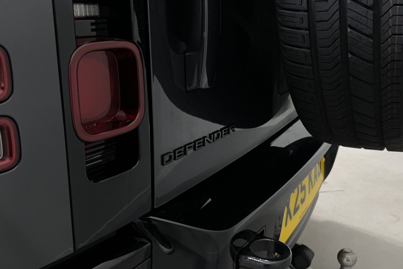 Used Land Rover Defender 2025 for sale - 77270938: Photo 47