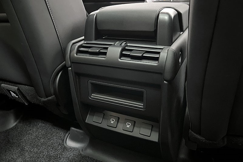 Used Land Rover Defender 2025 for sale - 77087686: Photo 18