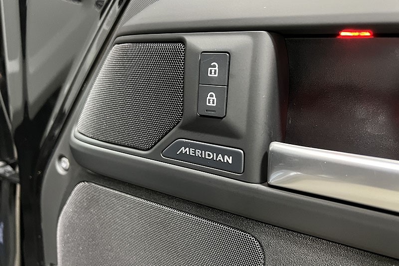 Used Land Rover Defender 2025 for sale - 77087686: Photo 23