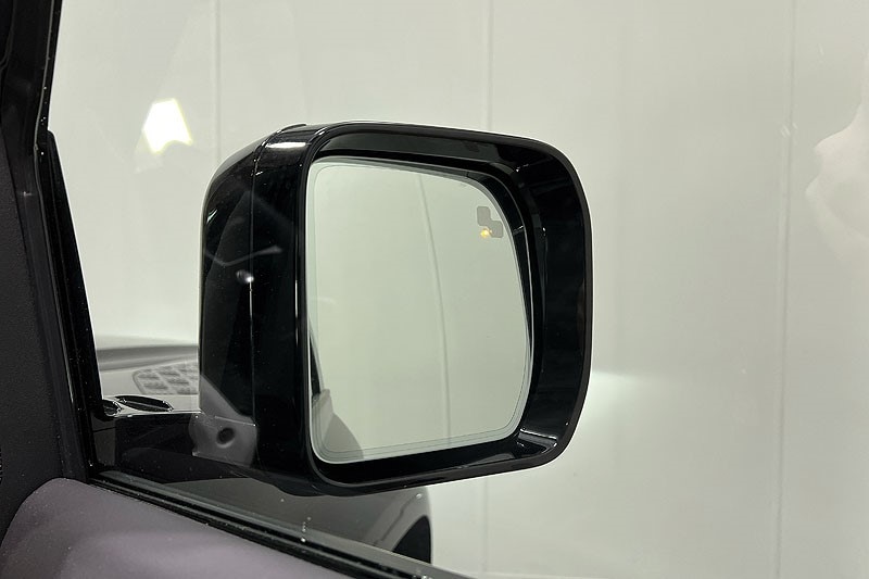 Used Land Rover Defender 2025 for sale - 77087686: Photo 24