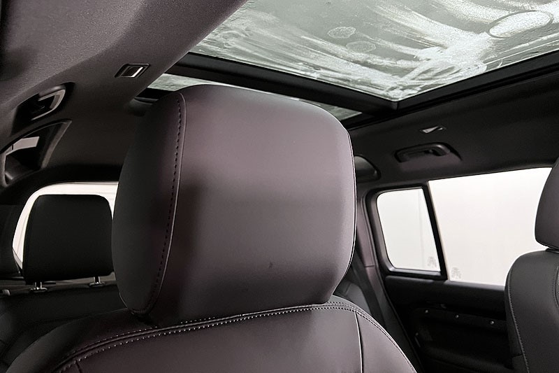 Used Land Rover Defender 2025 for sale - 77087686: Photo 28