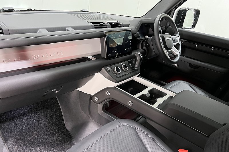 Used Land Rover Defender 2025 for sale - 77087686: Photo 40