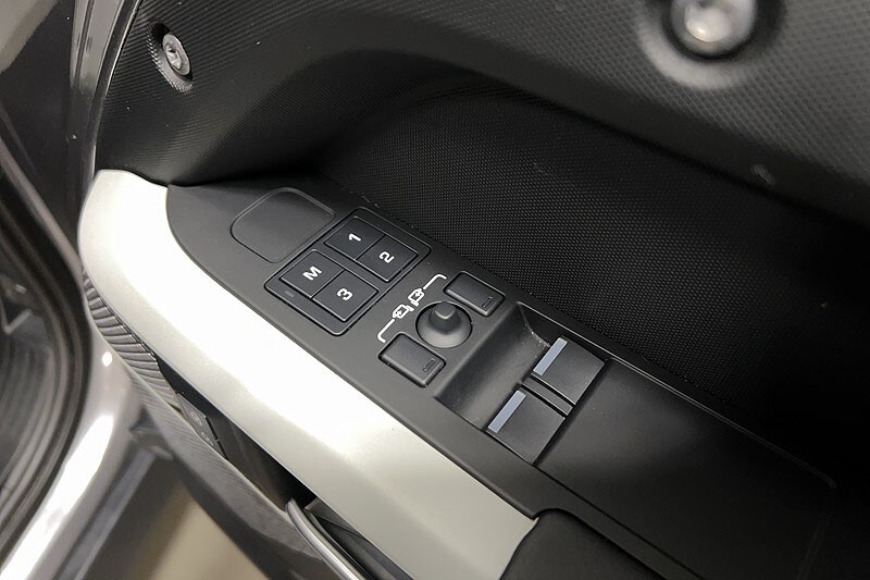 Used Land Rover Defender 2023 for sale - 78162101: Photo 25