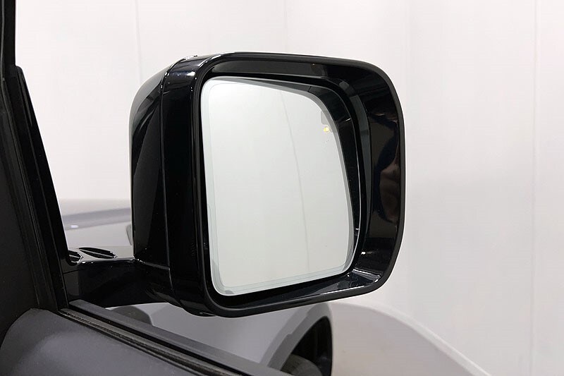 Used Land Rover Defender 2023 for sale - 78162101: Photo 26