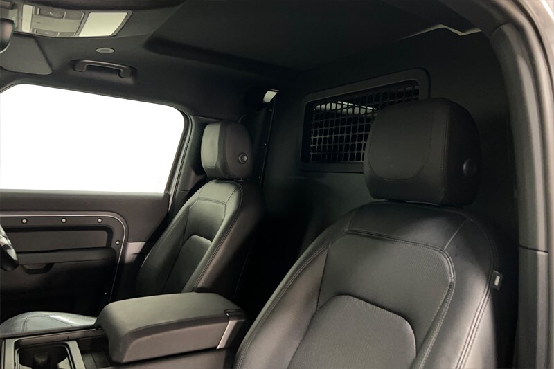 Used Land Rover Defender 2023 for sale - 78162101: Photo 4