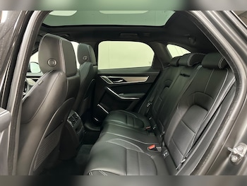 Used Jaguar F-Pace 2024 for sale - 77025590: Photo