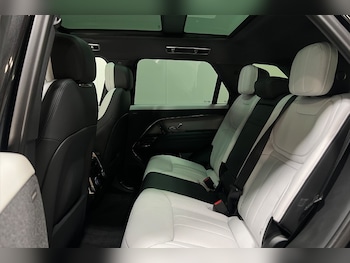 Used Land Rover Range Rover Sport 2025 for sale - 77336052: Photo