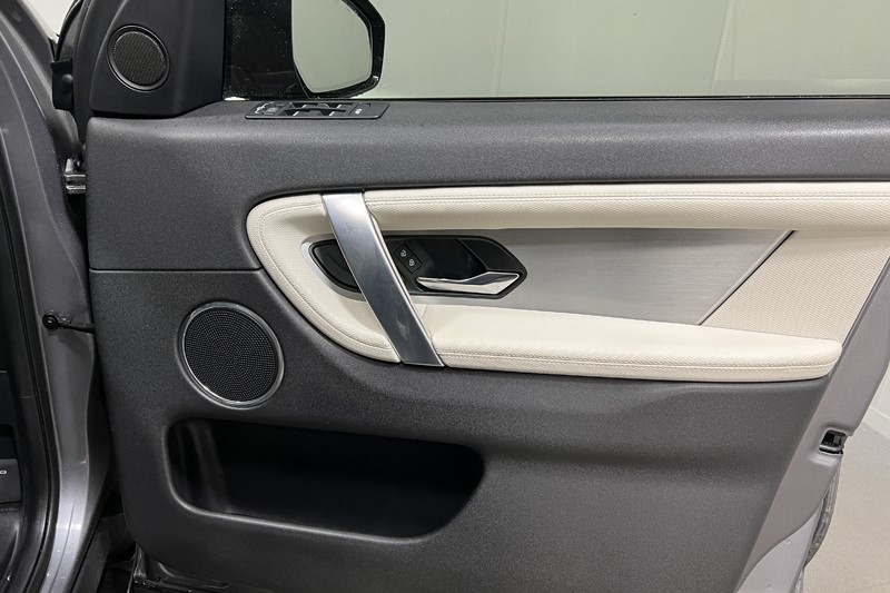 Used Land Rover Discovery Sport 2021 for sale - 78014716: Photo 21