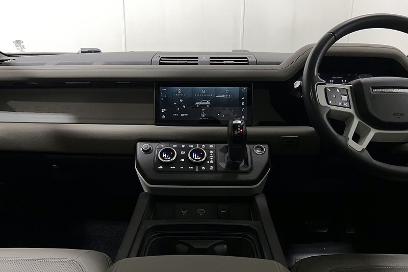 Used Land Rover Defender 2022 for sale - 77285815: Photo 14