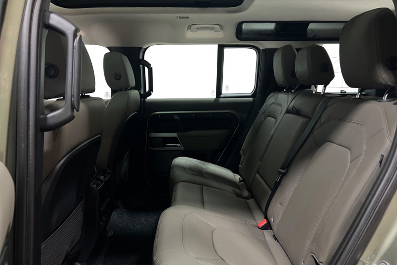 Used Land Rover Defender 2022 for sale - 77285815: Photo 4