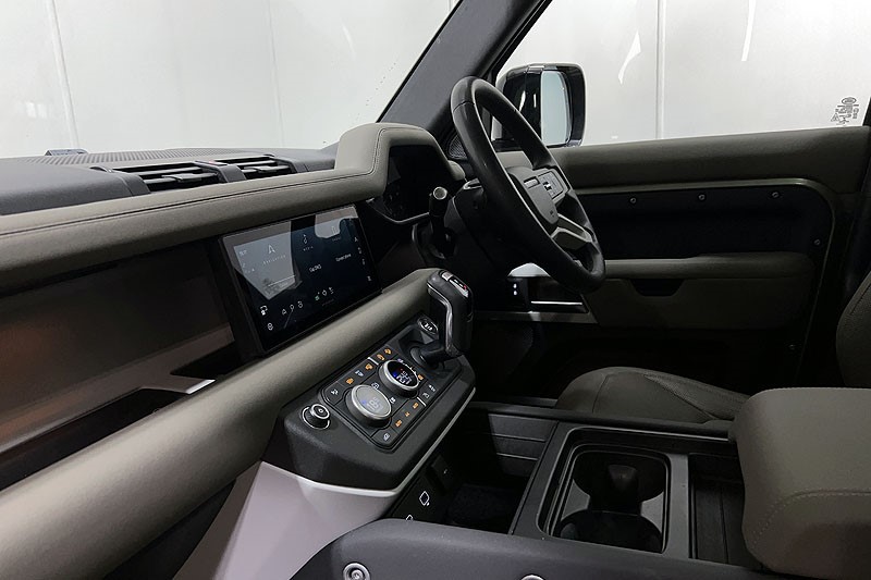 Used Land Rover Defender 2022 for sale - 77285815: Photo 42