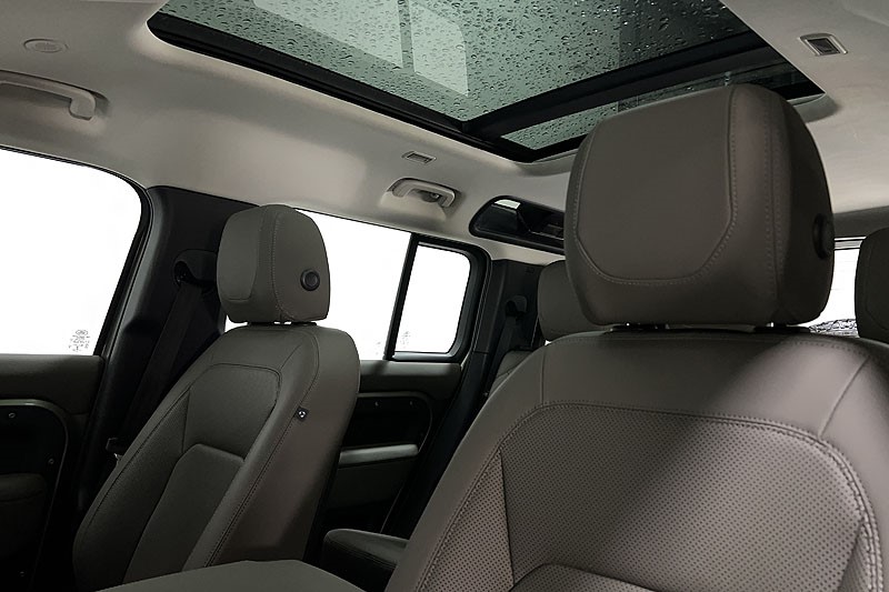 Used Land Rover Defender 2022 for sale - 77285815: Photo 43