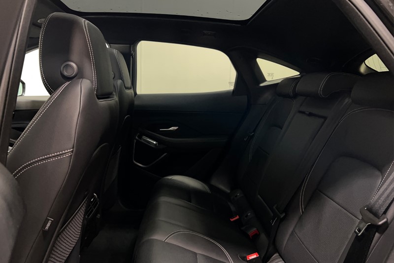 Used Jaguar E-Pace 2023 for sale - 77803951: Photo 4