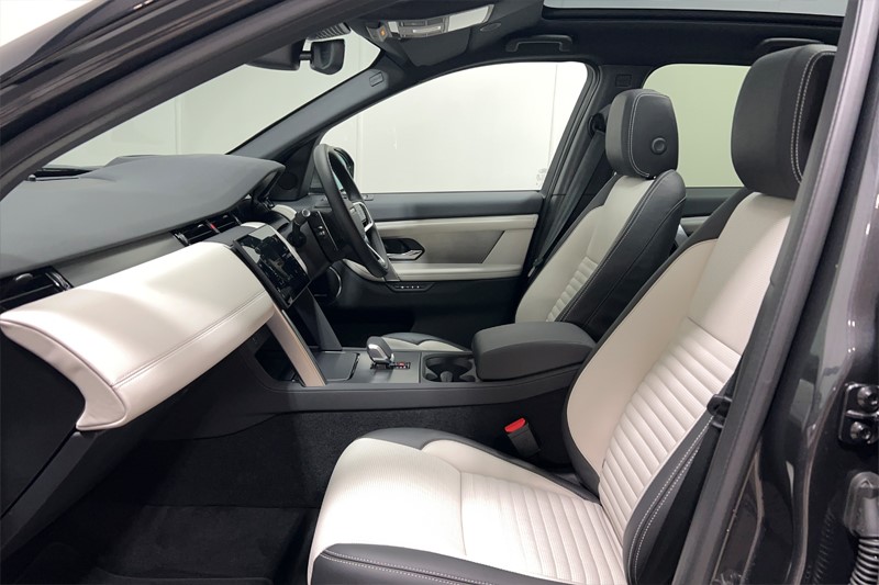 Used Land Rover Discovery Sport 2025 for sale - 76981762: Photo 3