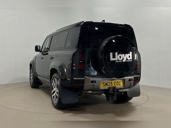 Used Land Rover Defender 2025 for sale - 78523712: Photo