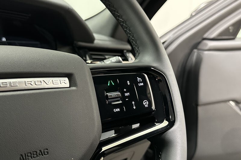 Used Land Rover Range Rover Velar 2025 for sale - 76981093: Photo 29