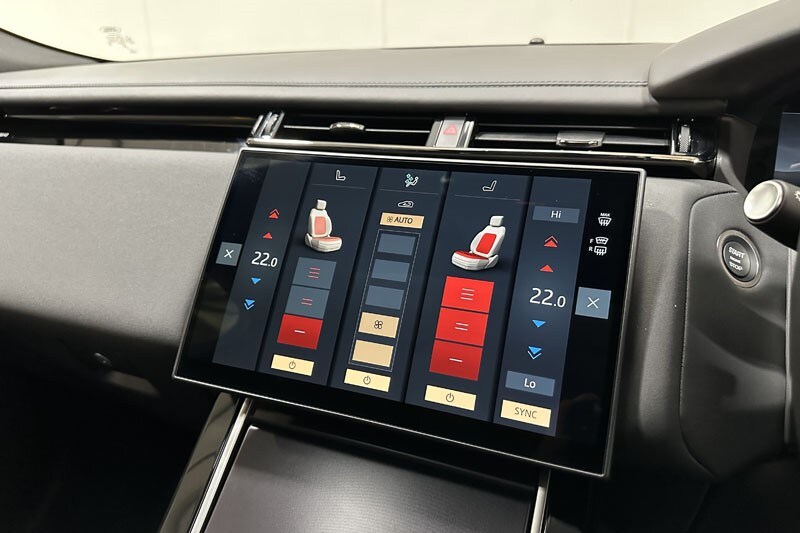 Used Land Rover Range Rover Velar 2025 for sale - 76981093: Photo 32